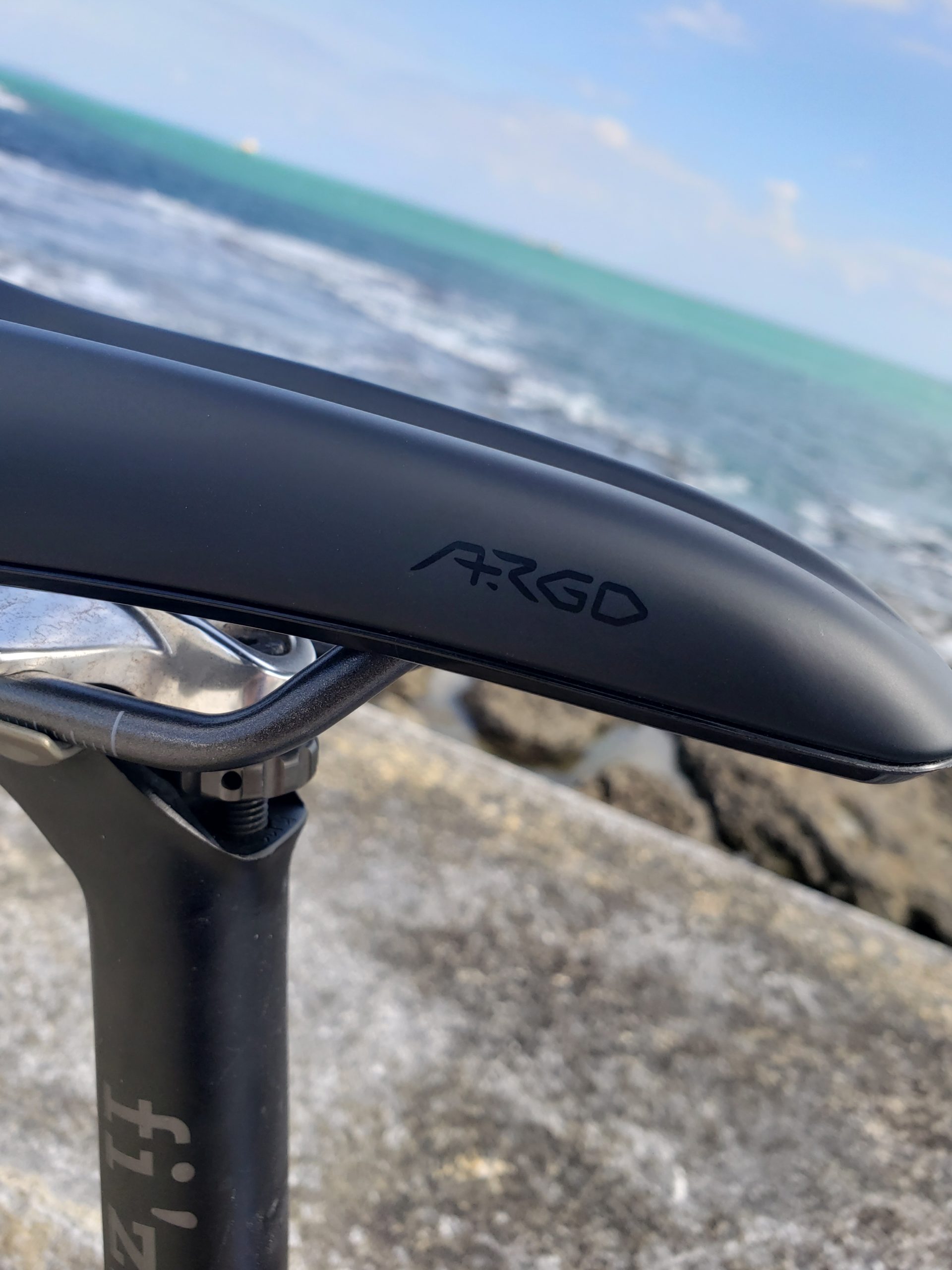 Fizik サドル インプレ(ARGO VENTO 150mm)』｜ヘルニア持ちの